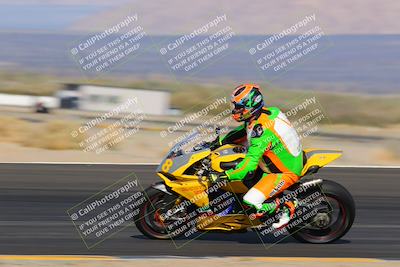 media/Dec-17-2022-SoCal Trackdays (Sat) [[224abd9271]]/Turn 12 Inside Distant (1025am)/